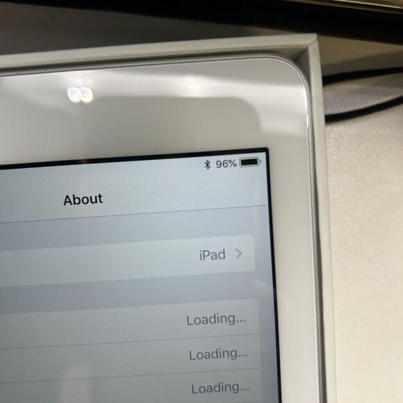 APPLE IPAD AIR 1st GEN| MD788LL/B | 9.7" | 16GB | WIFI | SPACE GRAY EUC/Box (#3) - Picture 10 of 13